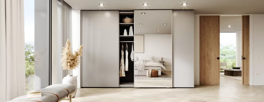 Wardrobe in cashmere grey